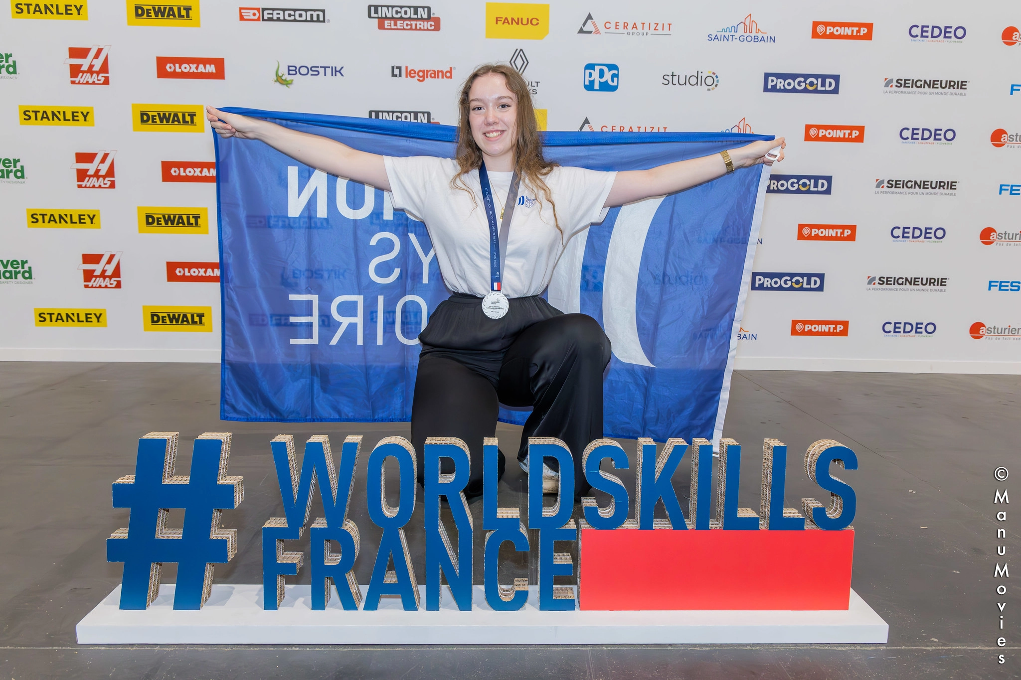 lucie vice championne de france worldskills 2023 merchandising